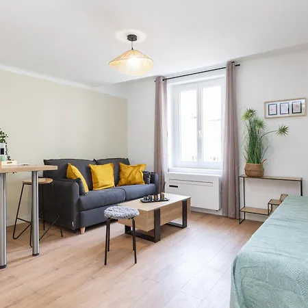 Apartment Escapade Au Port, Renove, Climatise